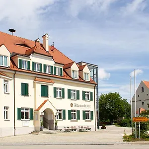 3* Hotel Braeustueble