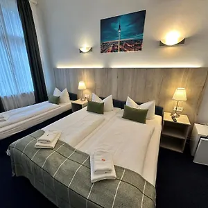 Seifert Am Kurfuerstendamm 3*, Berlin Germany