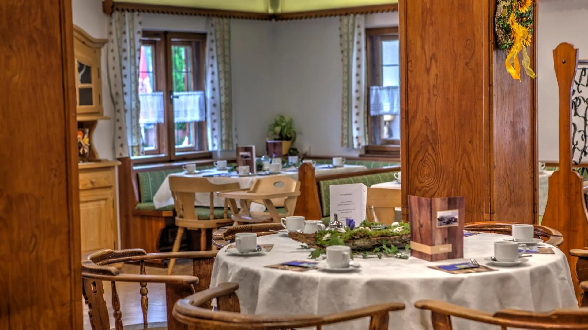 Gasthof Wirtshaus und Pension Hocheck Ramsau bei Berchtesgaden