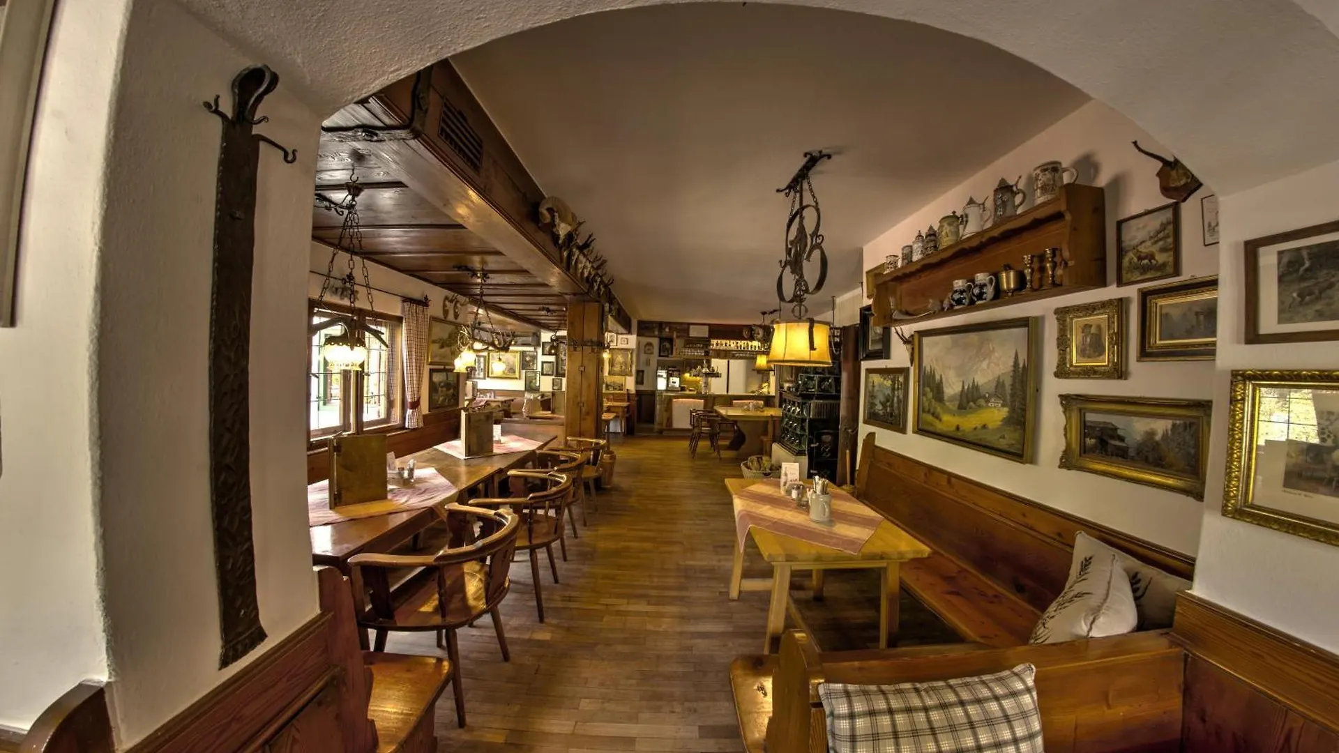 Gasthof Wirtshaus und Pension Hocheck Ramsau bei Berchtesgaden